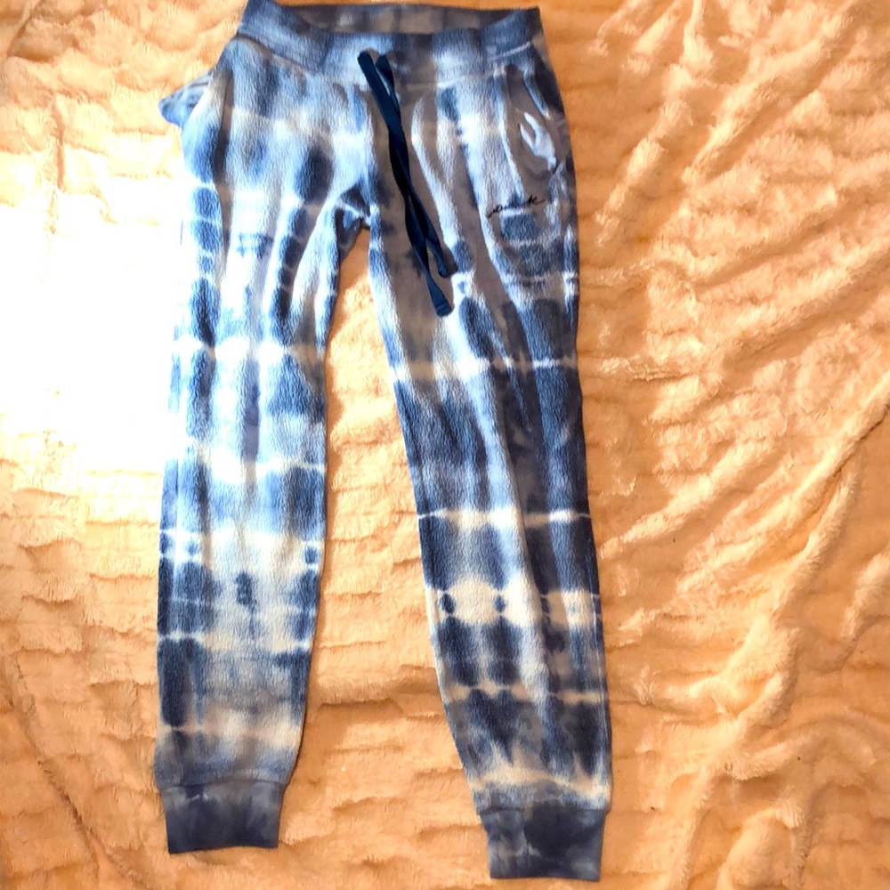 Pink Victoria secret sweatpants size XS